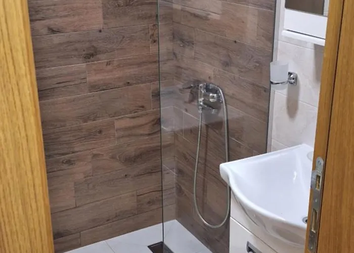 Soko Bajka 1 아파트 소코 반자